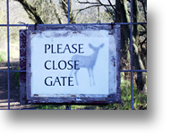 Please Close the Gate Sign